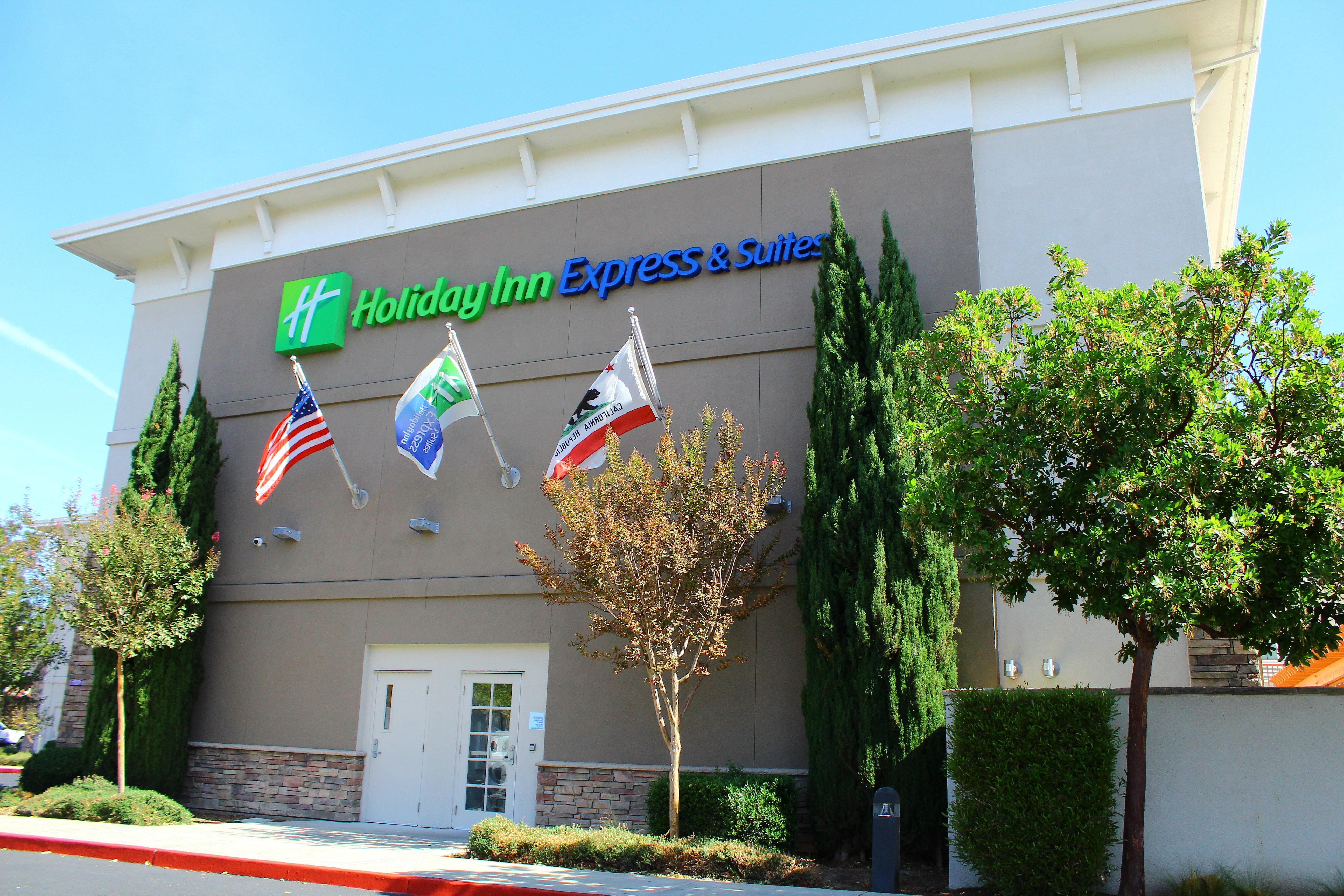 Holiday Inn Express Hotel & Suites Napa Valley-American Canyon By Ihg Eksteriør billede