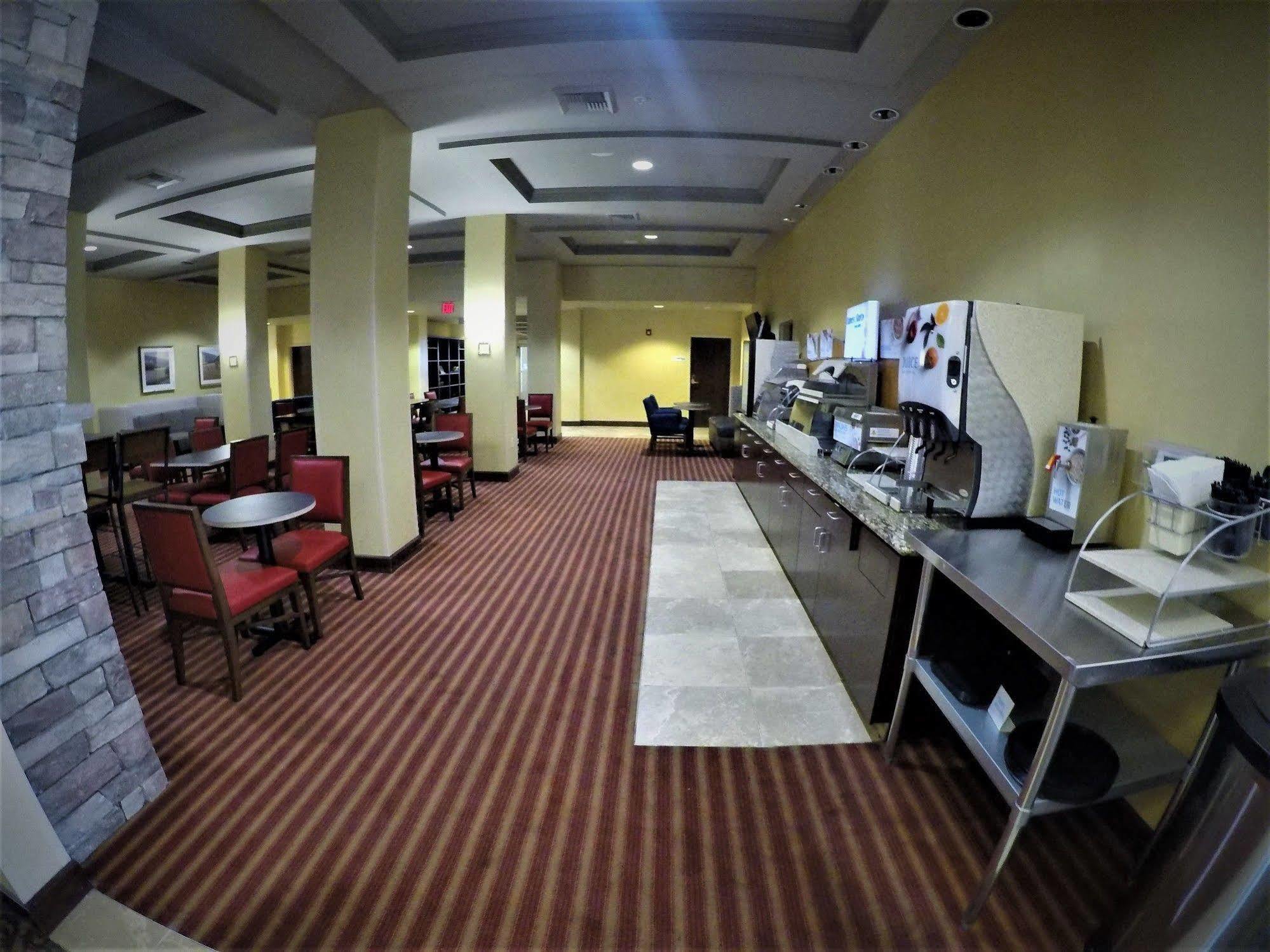 Holiday Inn Express Hotel & Suites Napa Valley-American Canyon By Ihg Eksteriør billede